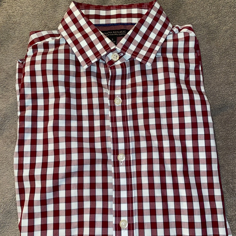 Banana Republic Men’s Non Iron Tailored Slim Fit